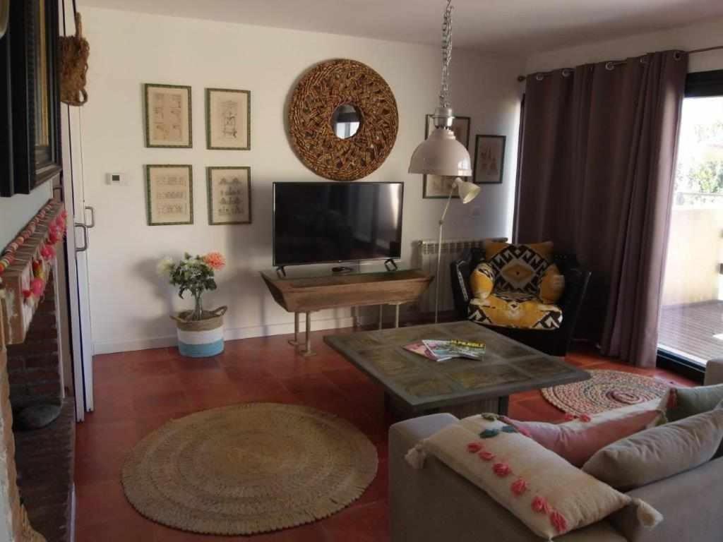 Casa Iona Chalet Adosado Con Vistas A La Montana Navarredonda Esterno foto